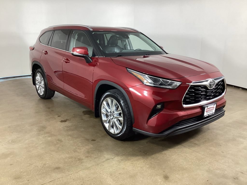 Used 2020 Toyota Highlander Limited AWD/4WD image 3