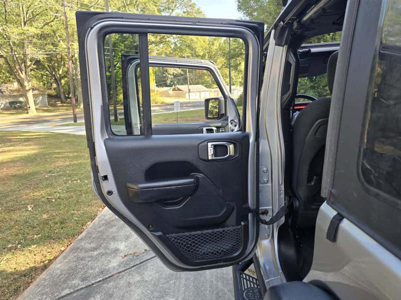 Used 2020 Jeep Wrangler Unlimited Rubicon image 18