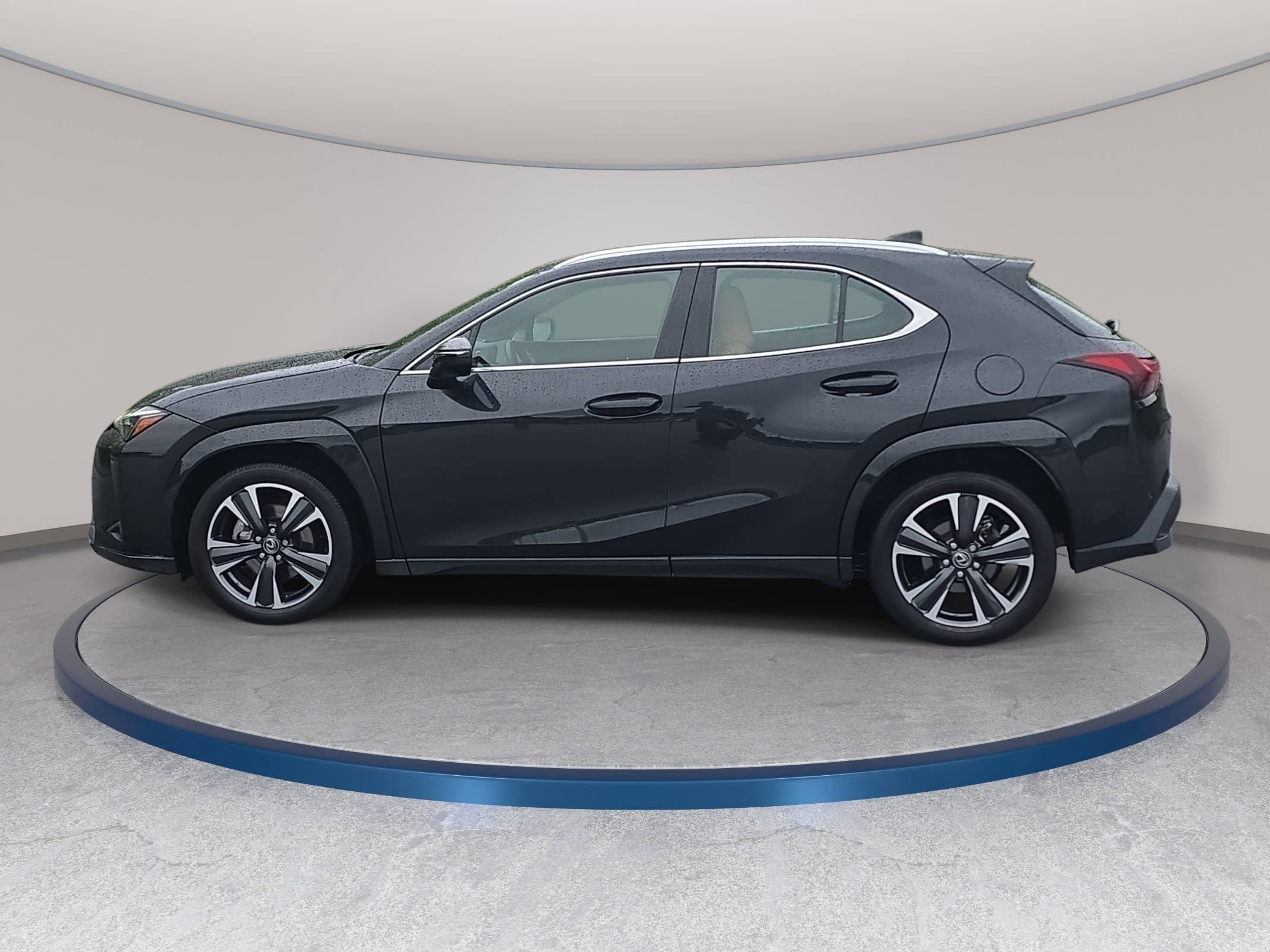 Used 2025 Lexus UX 300h AWD w/ Accessory Package (Z2) image 8
