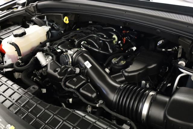 Used 2025 Jeep Grand Cherokee L Limited image 11