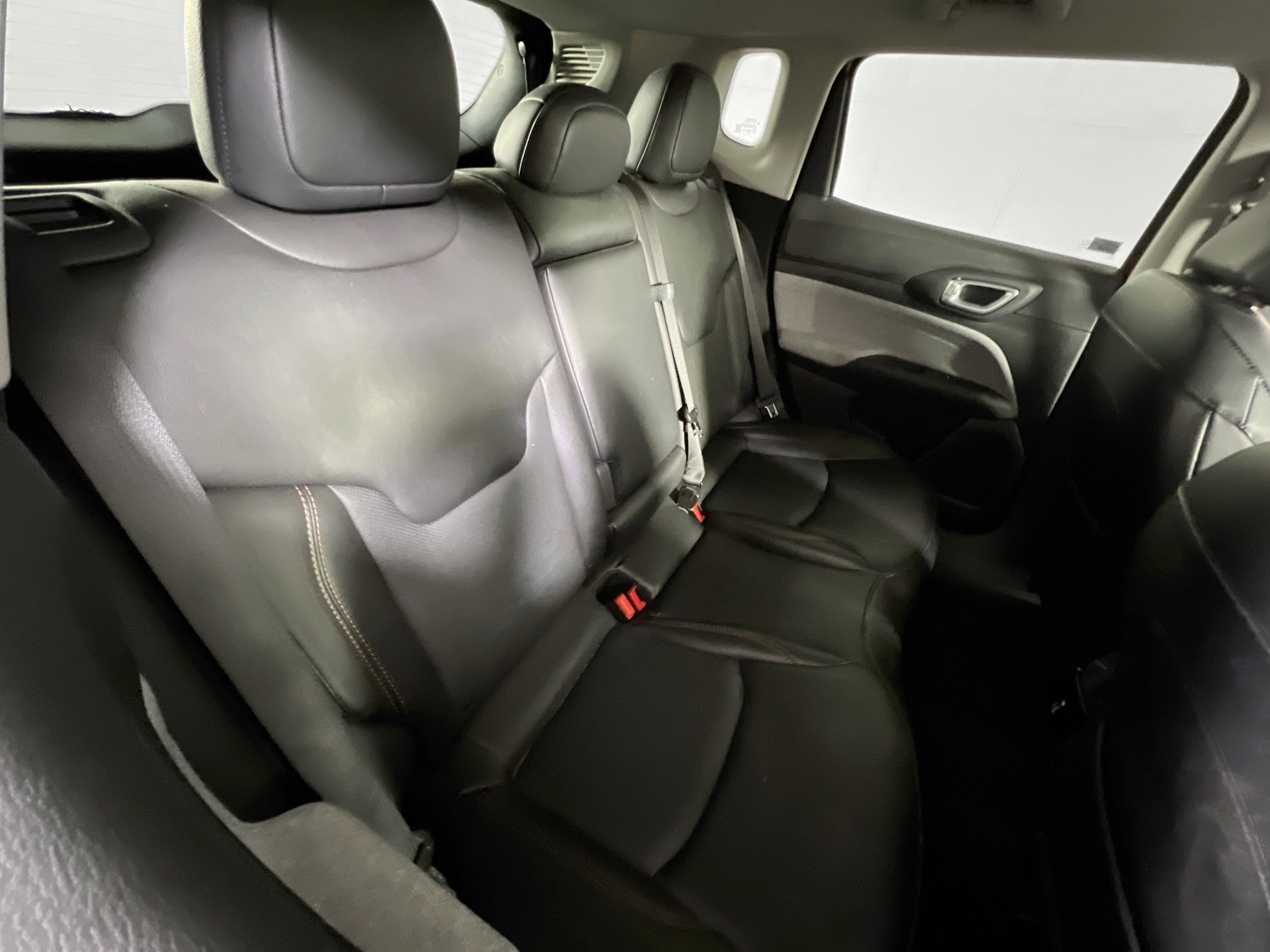 Used 2022 Jeep Compass Latitude image 24