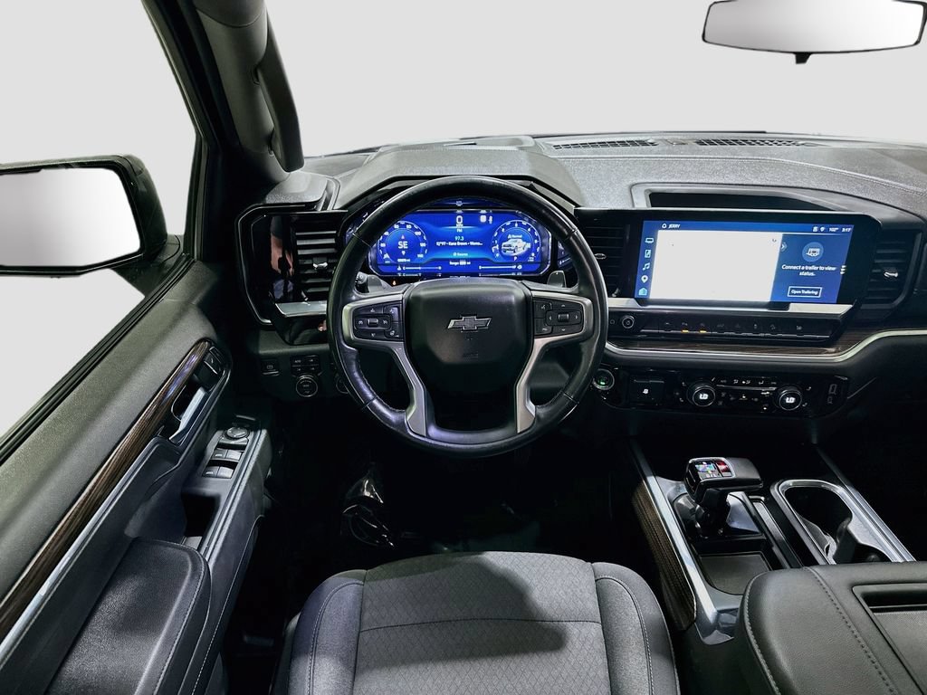 Used 2022 Chevrolet Silverado 1500 LT Trail Boss w/ Convenience Package II AWD/4WD image 23