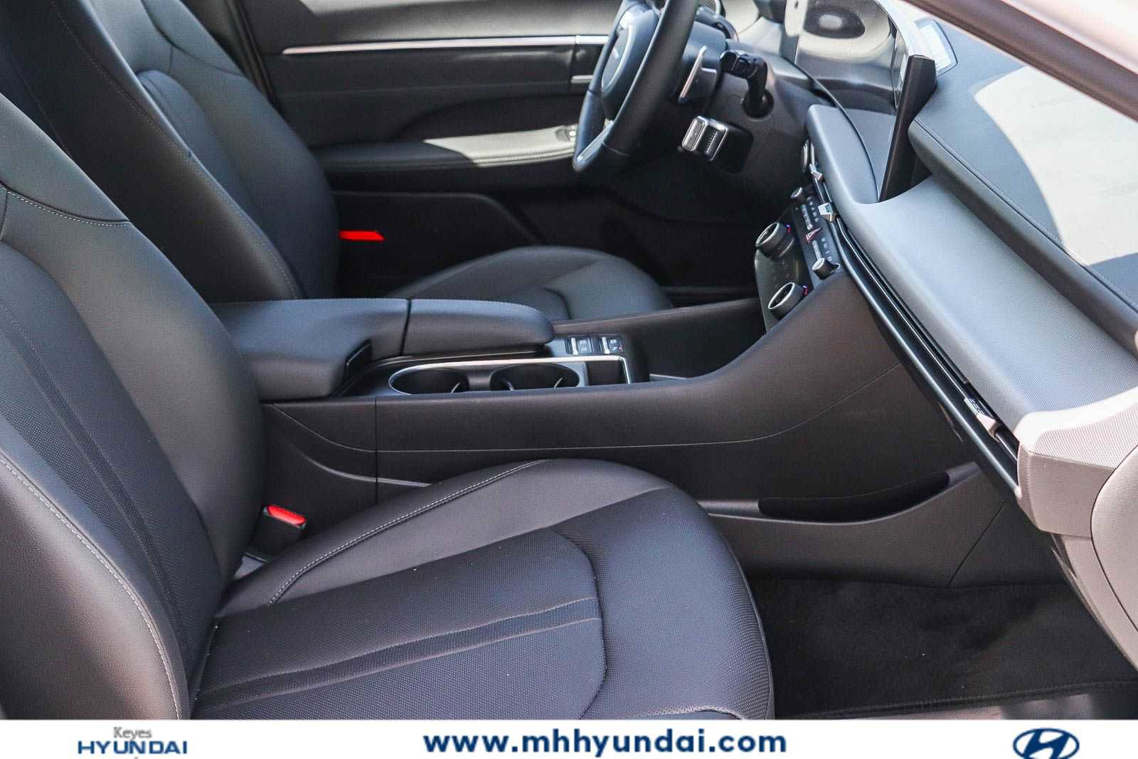 New 2026 Hyundai Sonata Limited FWD image 18