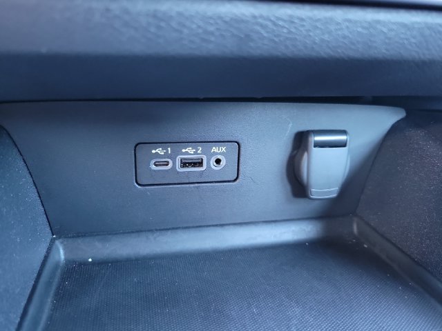 Used 2026 Nissan Altima 2.5 SV FWD image 24