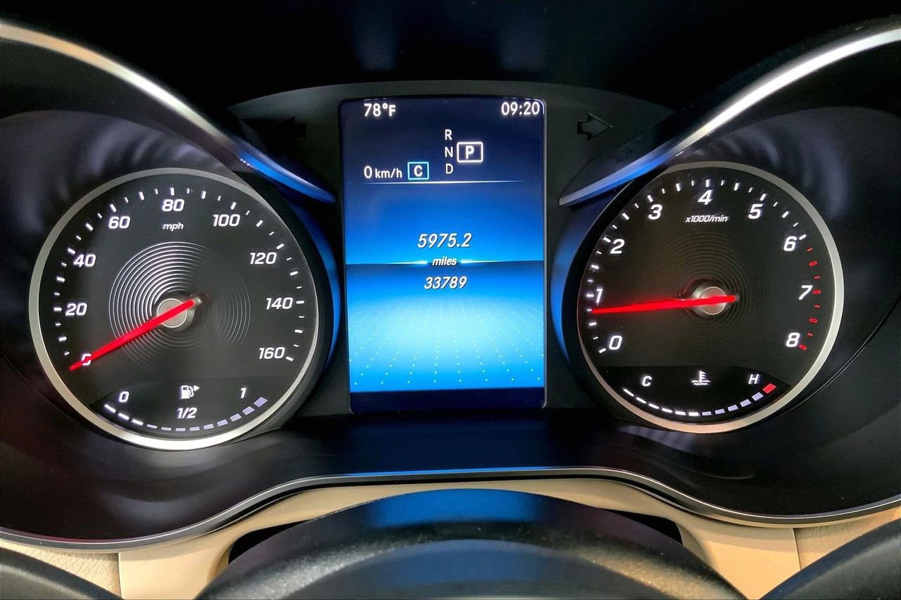 Used 2022 Mercedes-Benz GLC 300 image 23