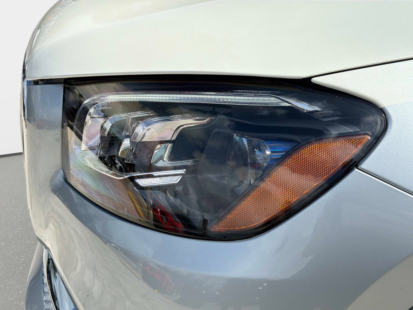 Used 2023 Mercedes-Benz Maybach GLS 600 4MATIC image 10