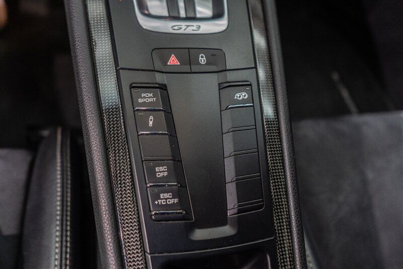 Used 2018 Porsche 911 GT3 RWD image 80