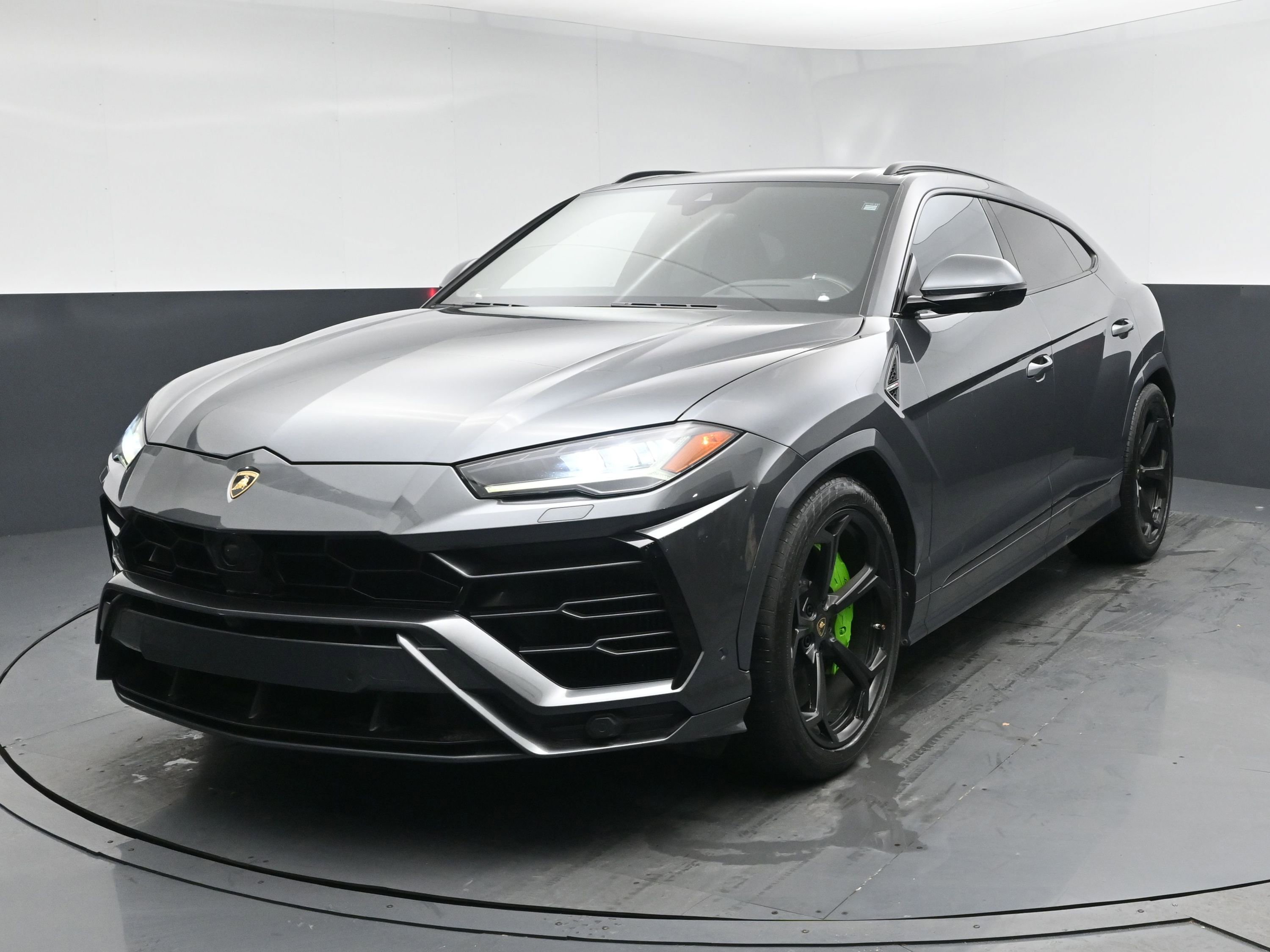 Used 2020 Lamborghini Urus