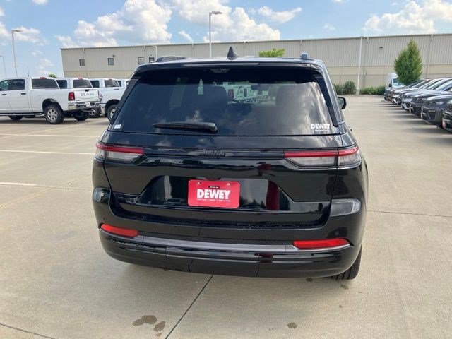 New 2026 Jeep Grand Cherokee Limited AWD/4WD image 7