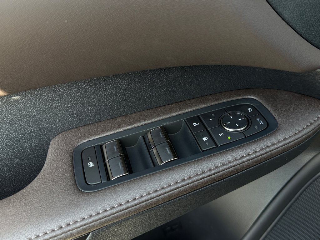 New 2026 Lexus RX 350 w/ Convenience Package AWD/4WD image 11