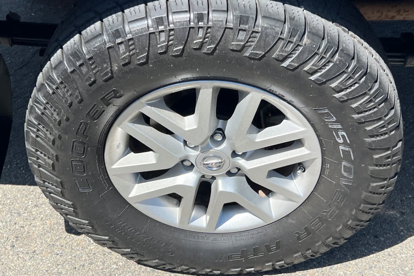 Used 2018 Nissan Frontier SV AWD/4WD image 17
