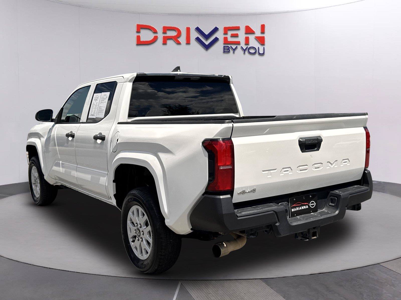 Used 2025 Toyota Tacoma SR AWD/4WD image 5