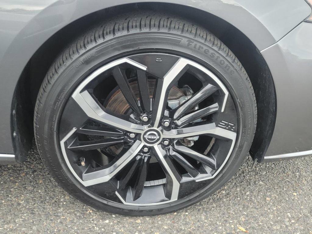 Used 2024 Nissan Altima 2.5 SR FWD image 7