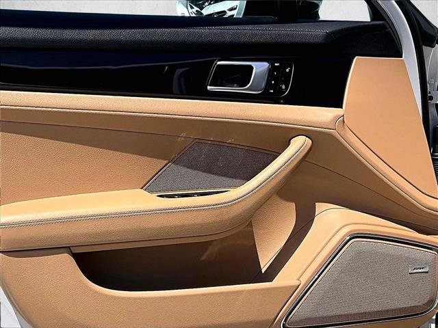 Used 2018 Porsche Panamera 4S image 18