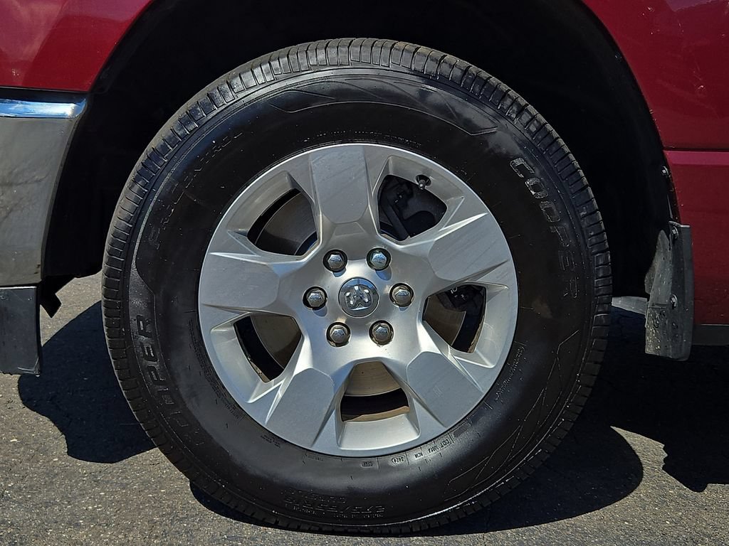 Used 2019 RAM 1500 Big Horn AWD/4WD image 9