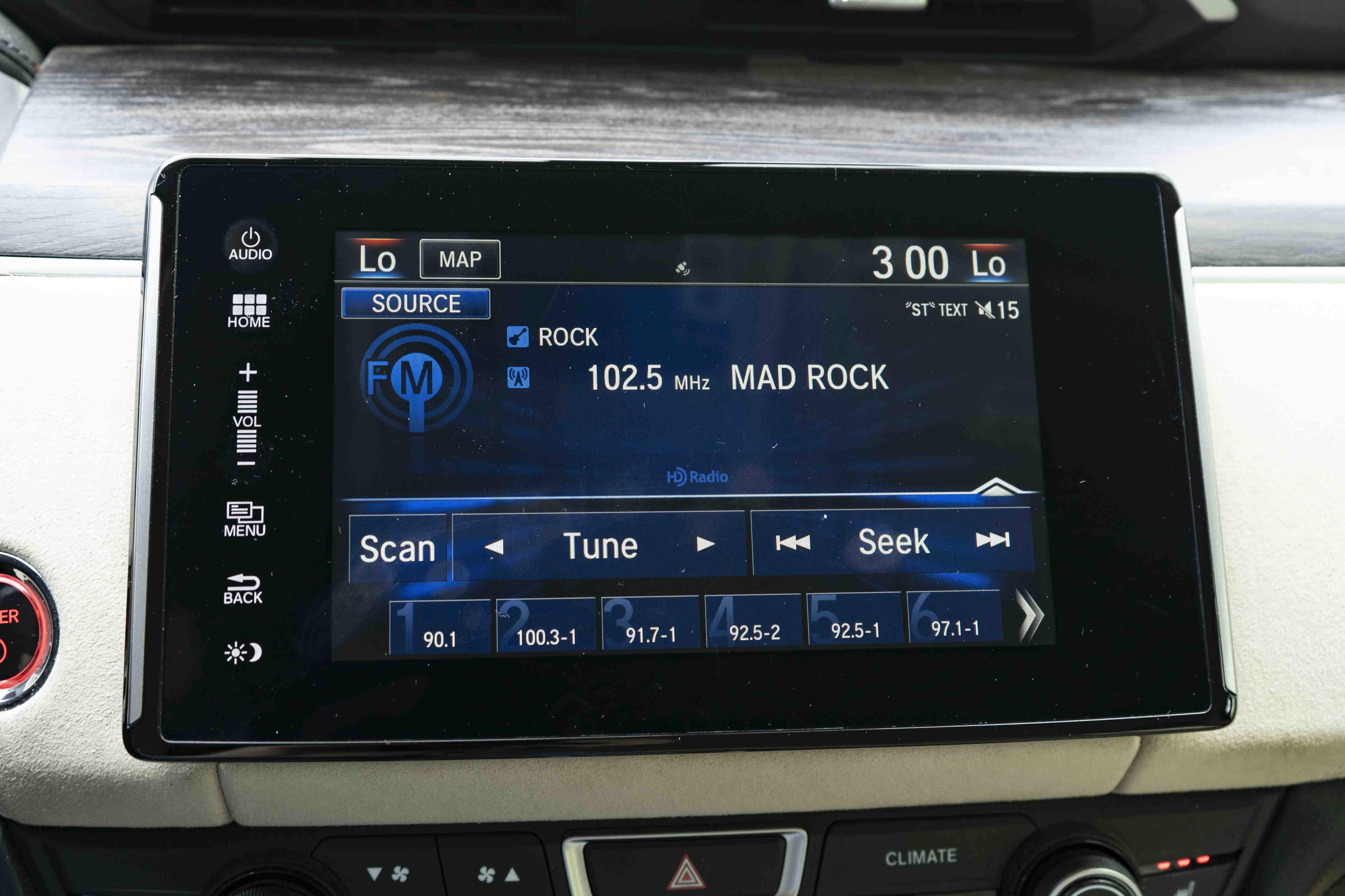 Used 2018 Honda Clarity Touring image 30
