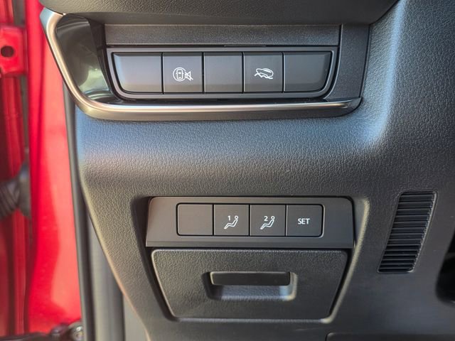 Certified 2025 MAZDA CX-30 AWD 2.5 S w/ Preferred Package image 36