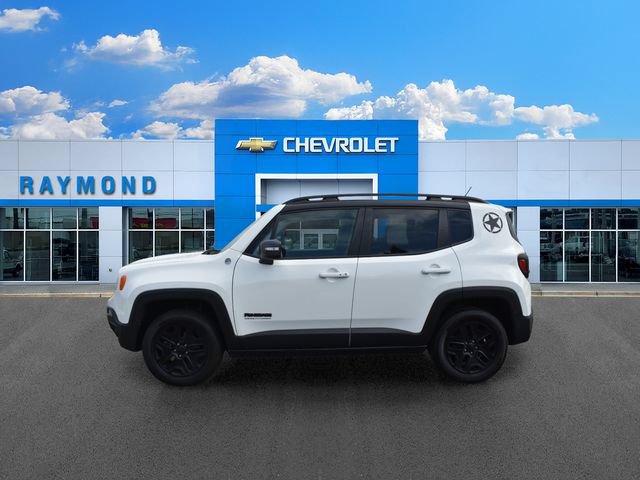 Used 2017 Jeep Renegade Trailhawk AWD/4WD image 6