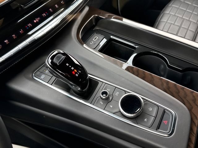 Used 2023 Cadillac Escalade Premium Luxury Platinum image 47