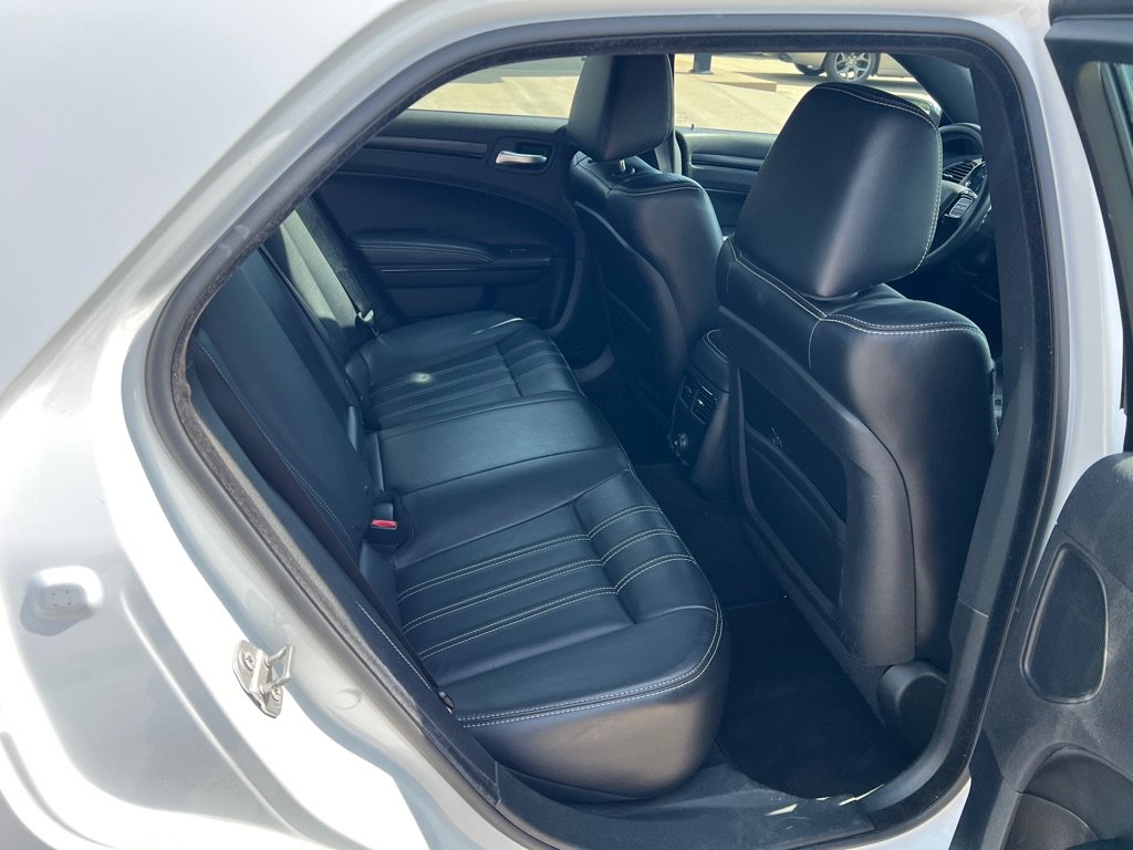 Used 2014 Chrysler 300 S AWD/4WD image 13