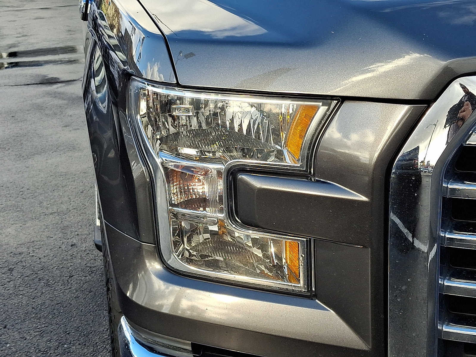 Used 2017 Ford F150 XLT w/ Equipment Group 302A Luxury image 10