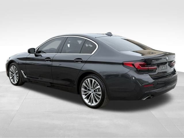 Used 2022 BMW 530i xDrive w/ Convenience Package image 5