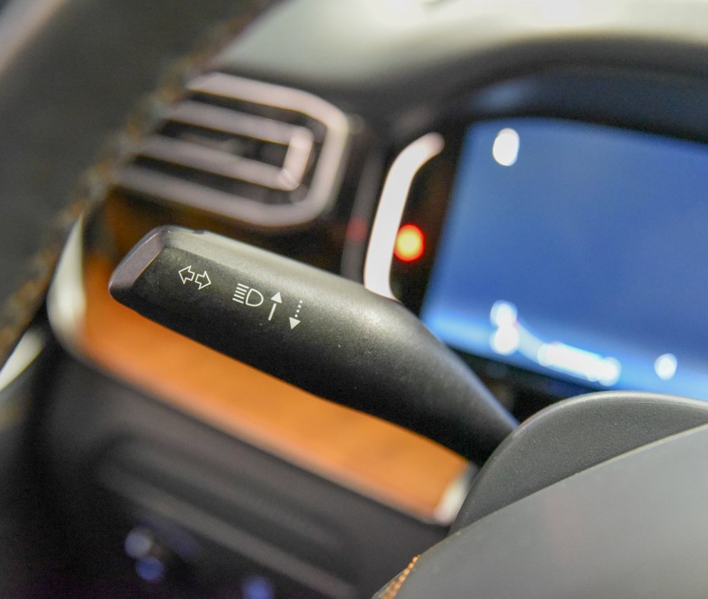 Used 2022 Jeep Grand Wagoneer Series II w/ Premium Group II image 24