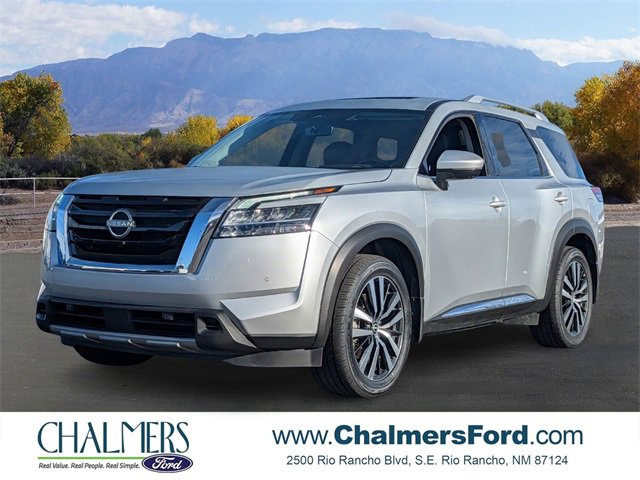 Used 2024 Nissan Pathfinder Platinum