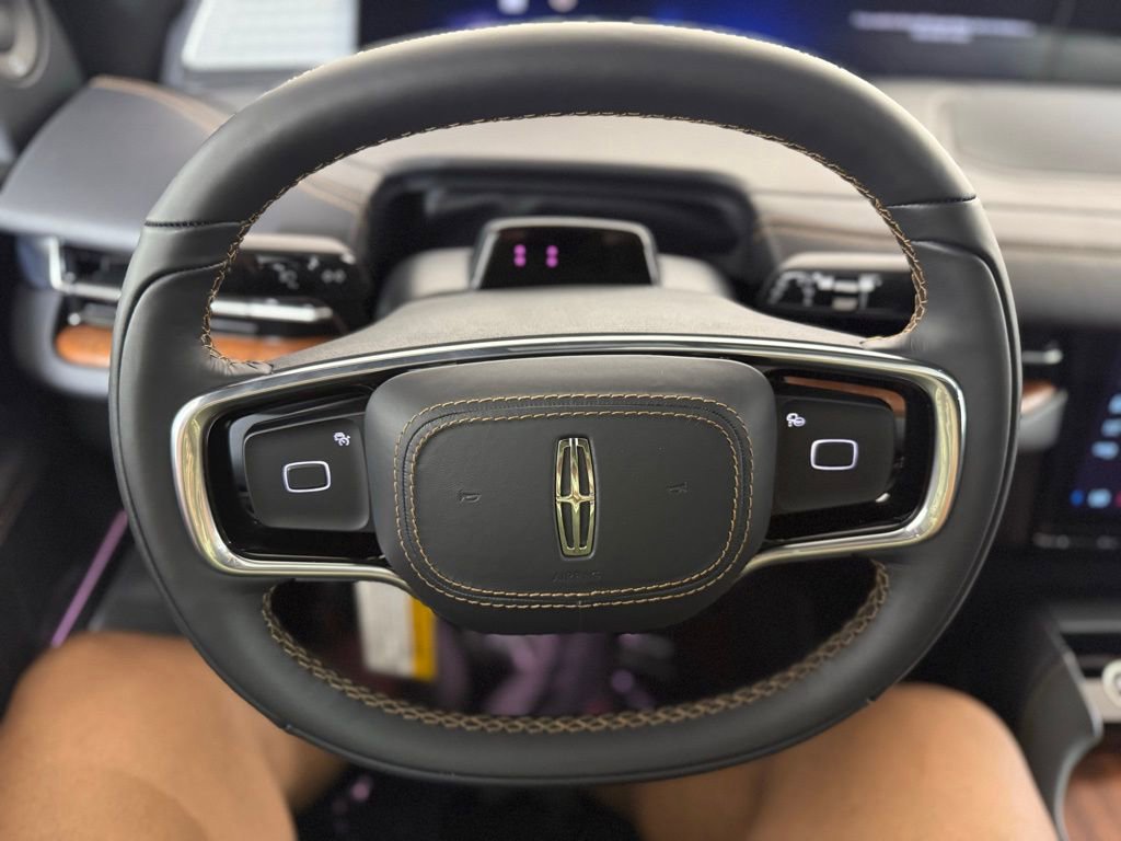 New 2025 Lincoln Navigator L Black Label image 96