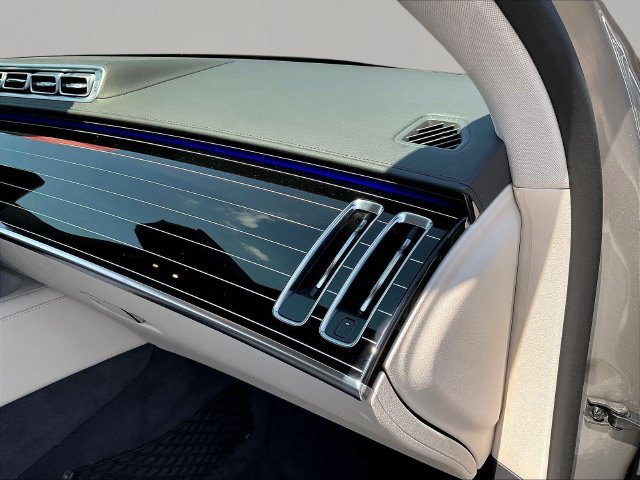 Used 2023 Mercedes-Benz S 500 4MATIC image 27