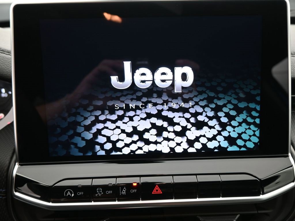 New 2026 Jeep Compass Latitude image 6