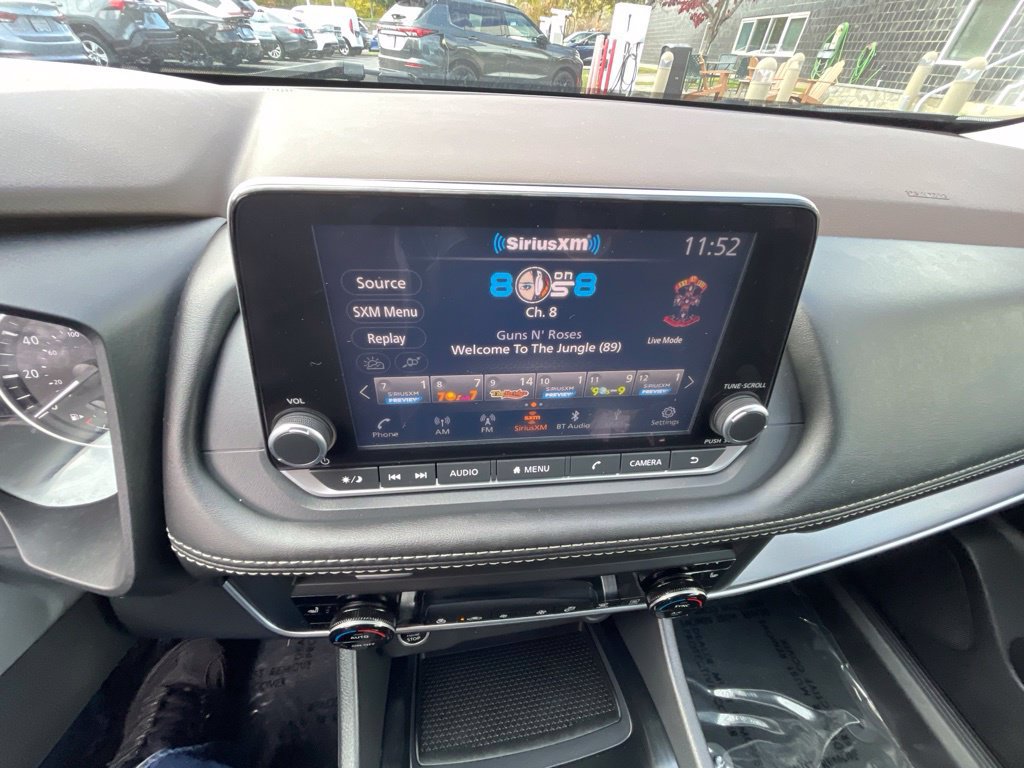 Certified 2023 Nissan Rogue SV w/ SV Premium B Package AWD/4WD image 15