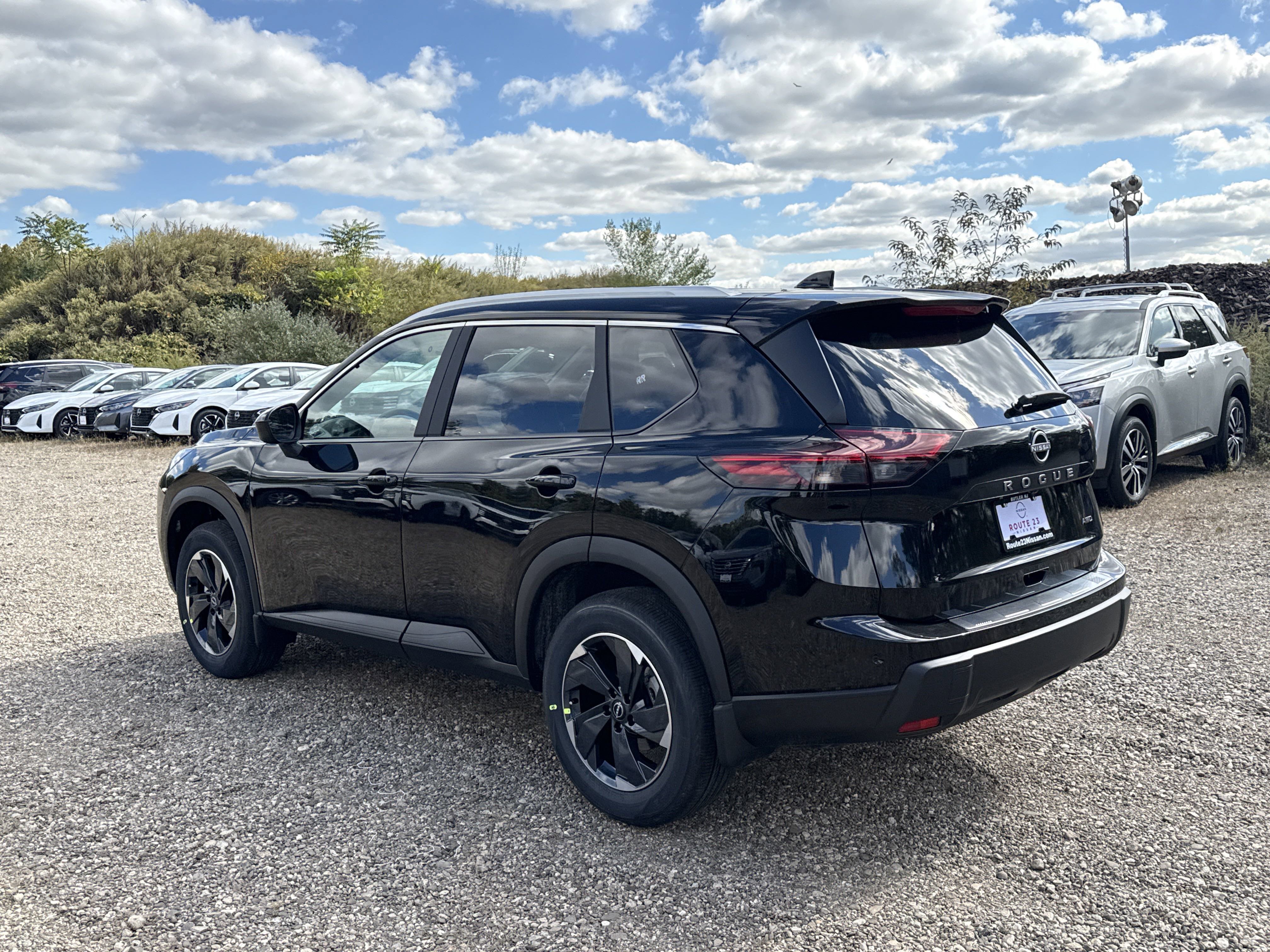 New 2026 Nissan Rogue SV image 4