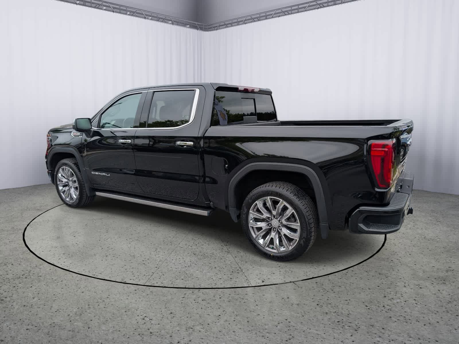 Certified 2023 GMC Sierra 1500 Denali AWD/4WD image 4