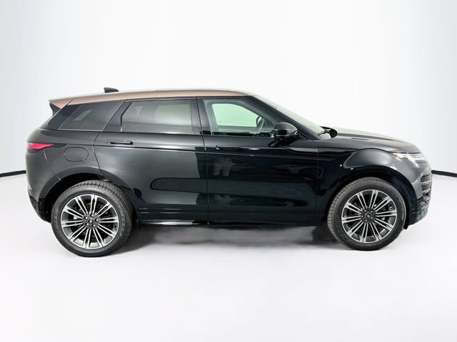 Used 2026 Land Rover Range Rover Evoque Dynamic SE AWD/4WD image 4