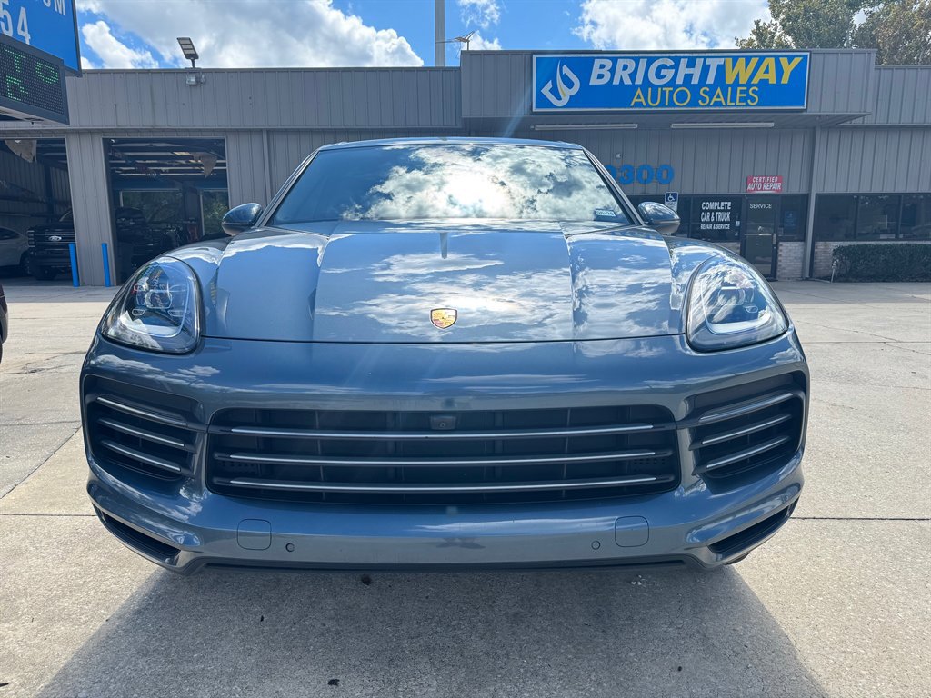 Used 2019 Porsche Cayenne image 4