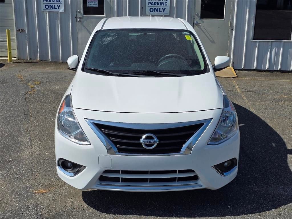 Used 2018 Nissan Versa SV w/ SV Special Edition Package FWD image 6