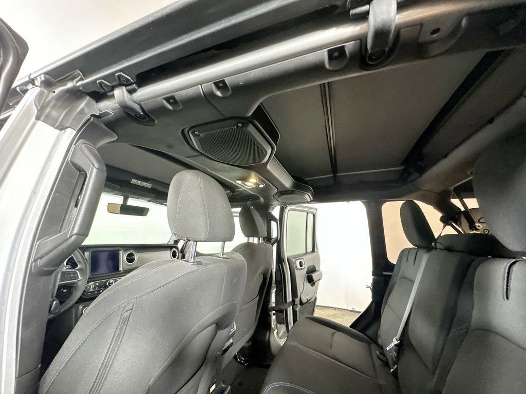 Used 2023 Jeep Wrangler Unlimited Rubicon 4xe AWD/4WD image 14