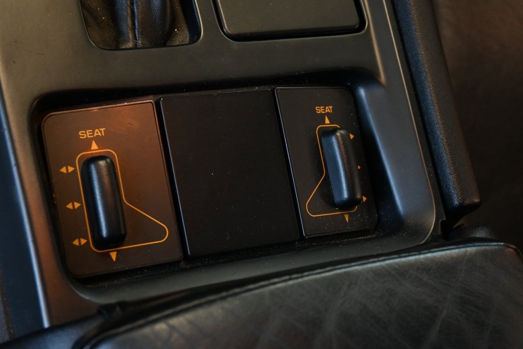 Used 1993 Chevrolet Corvette Coupe image 17