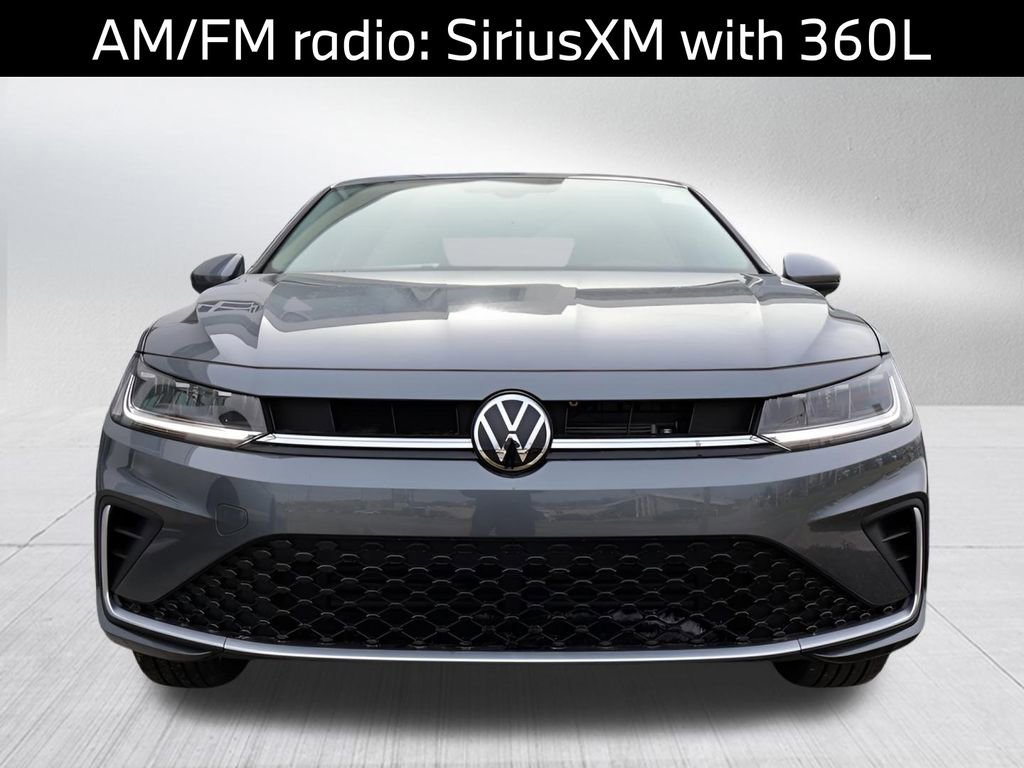 Certified 2025 Volkswagen Jetta SE image 3