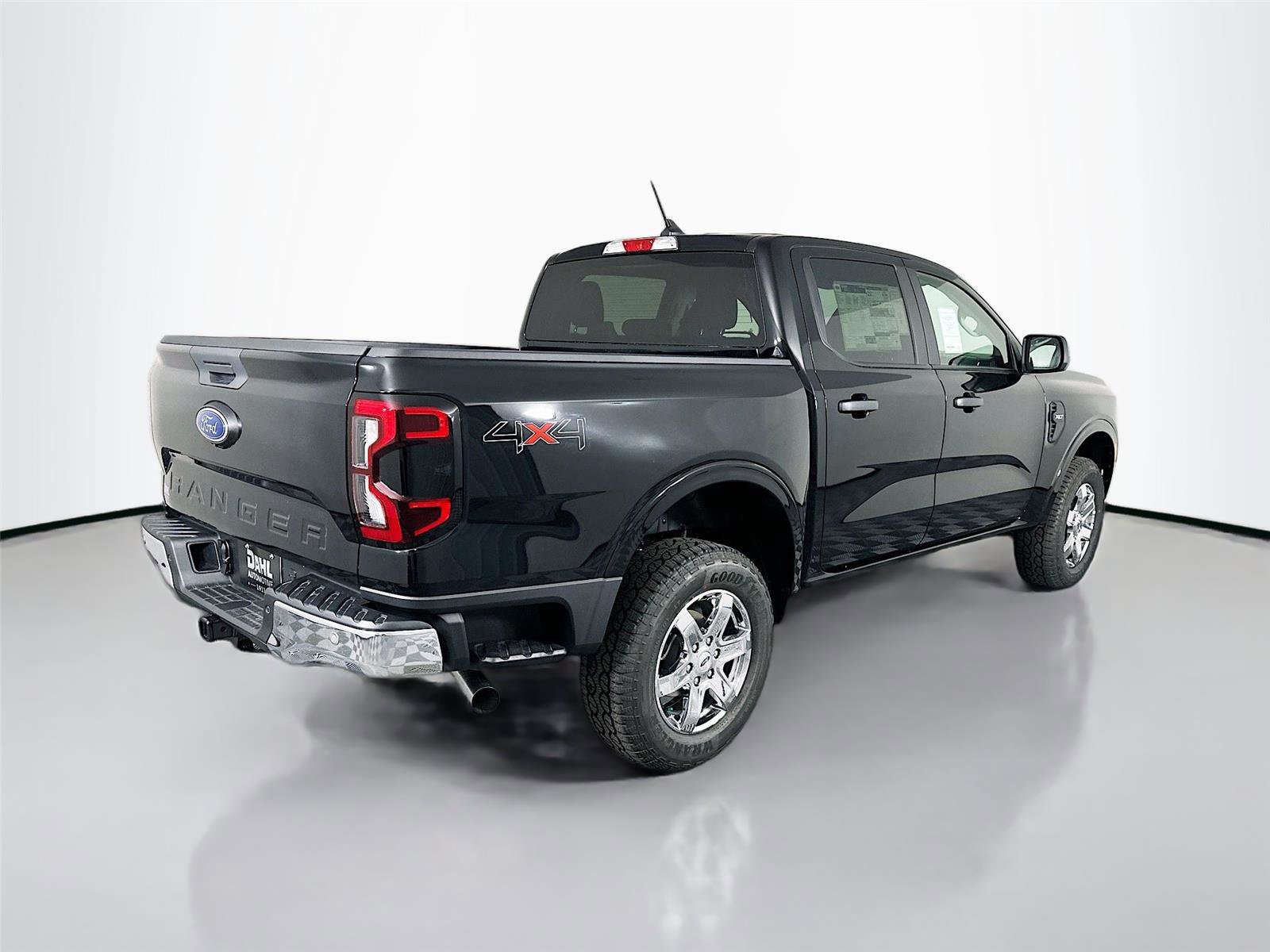New 2025 Ford Ranger XLT w/ Chrome Accent Package image 7