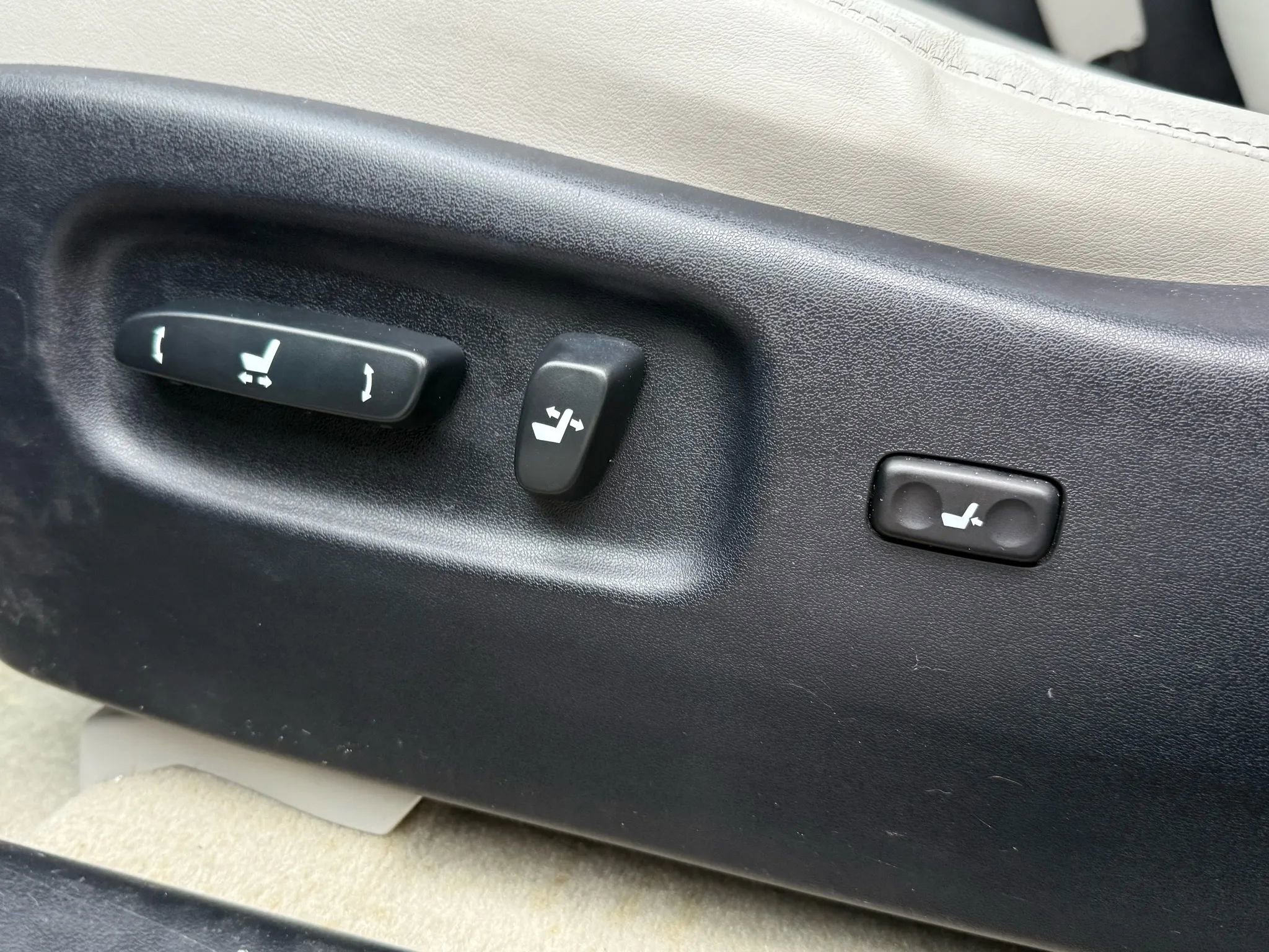 Used 2014 Lexus RX 350 FWD w/ Navigation Package image 14