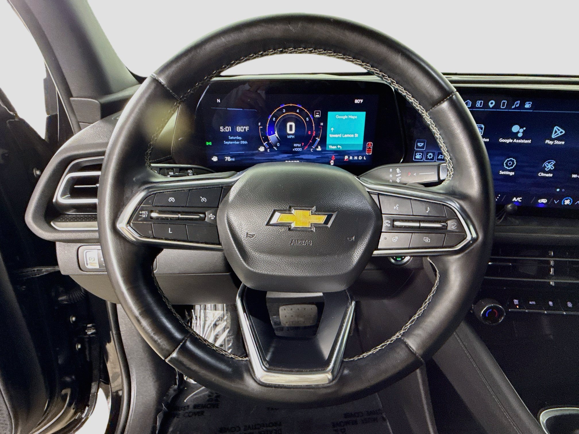 Used 2024 Chevrolet Traverse LS FWD image 13