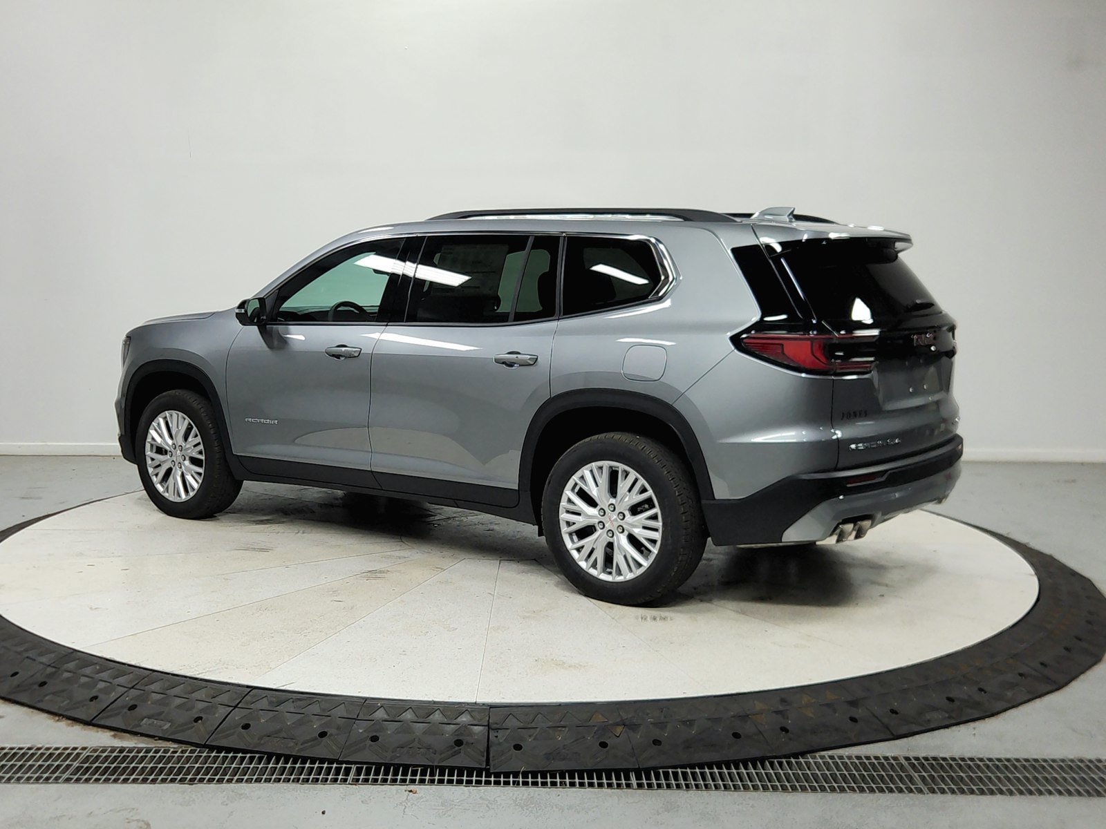New 2027 GMC Acadia Elevation w/ Elevation Premium Package AWD/4WD image 6