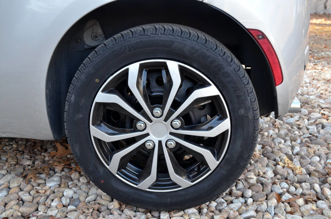 Used 2013 FIAT 500 Pop image 8