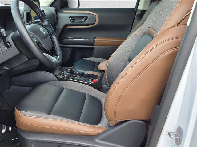 Used 2024 Ford Bronco Sport Outer Banks w/ Tech Package AWD/4WD image 16