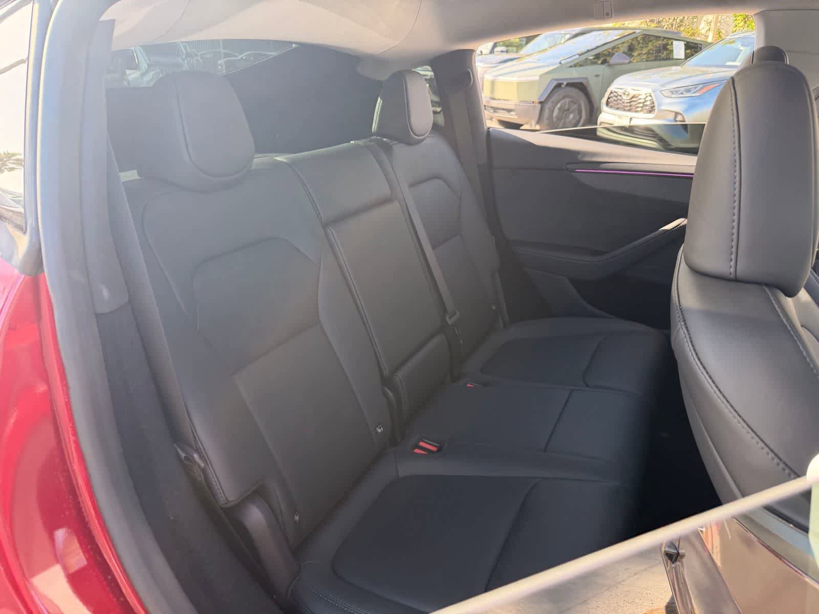 Used 2026 Tesla Model Y AWD image 12