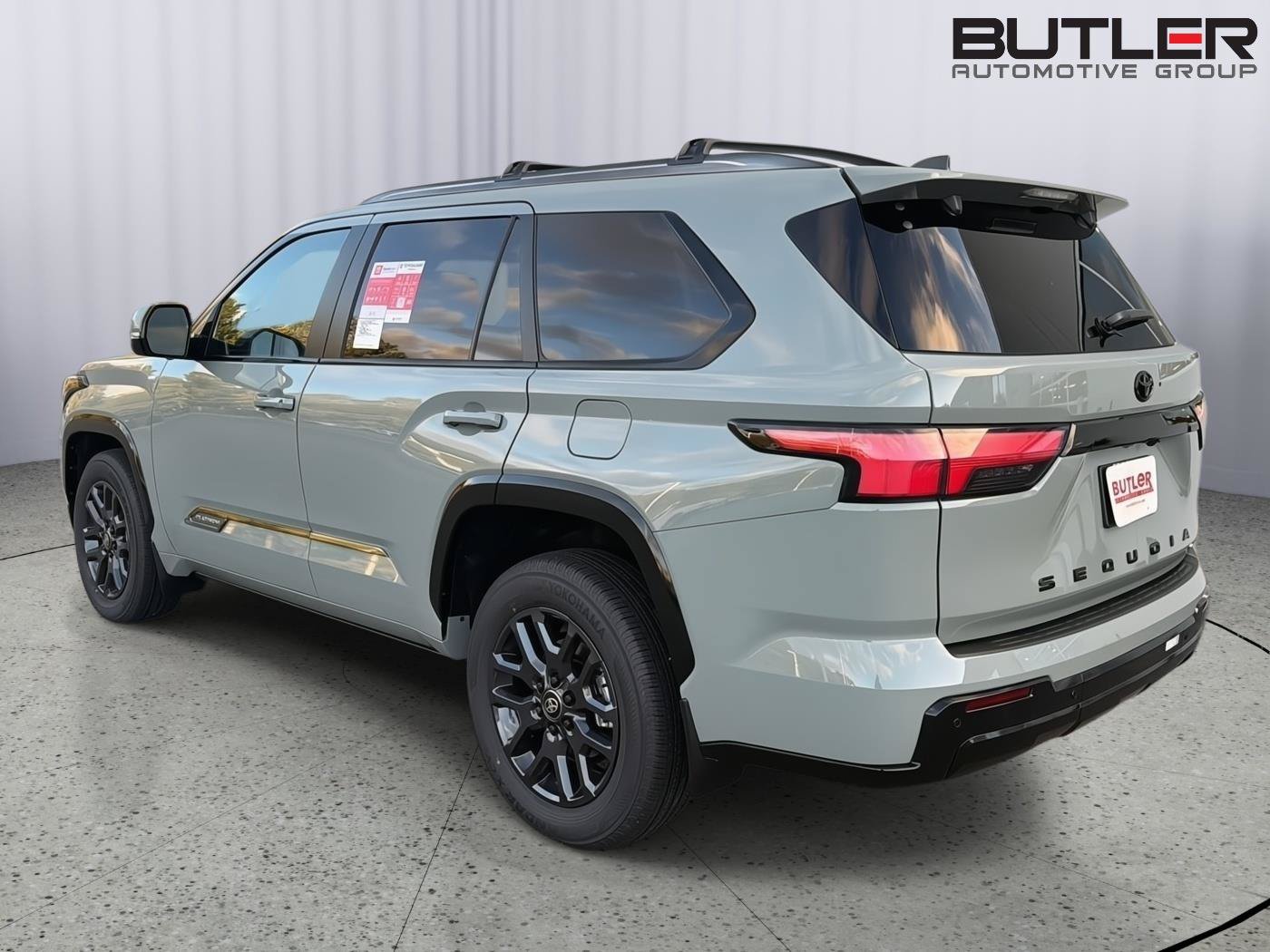 New 2026 Toyota Sequoia Platinum AWD/4WD image 4