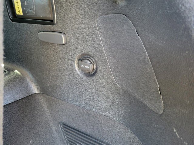 Used 2019 Kia Sorento SX image 9