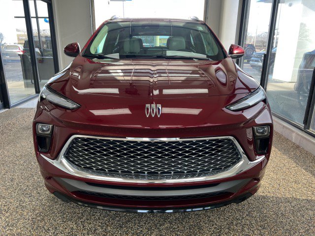 Used 2024 Buick Encore GX Avenir w/ Avenir Convenience Package image 6